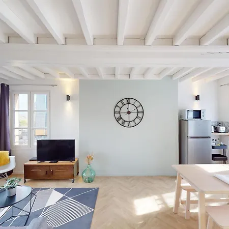 Le Temps De Vivre - Center - Closed Garage オンフルール