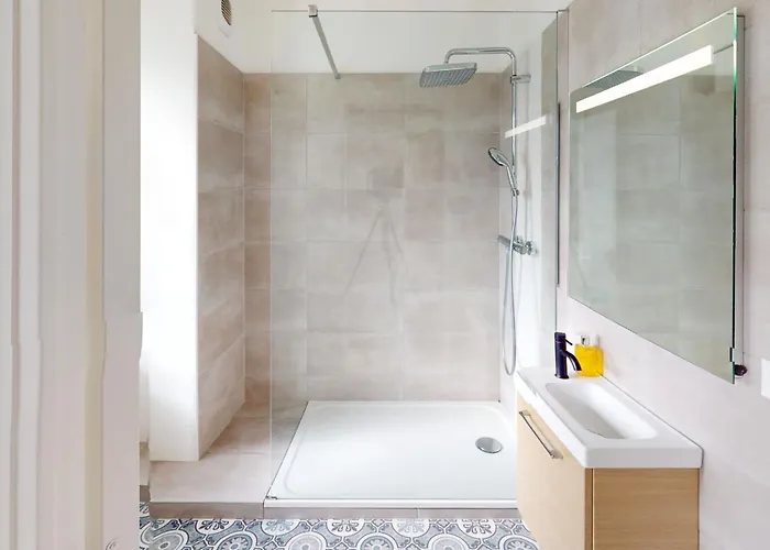 Le Temps De Vivre - Center - Closed Garage 翁弗勒尔